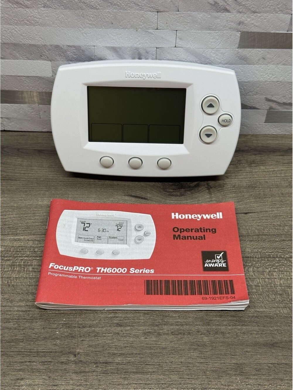 Honeywell TH6320U1000 Programmable Thermostat Tested & Working